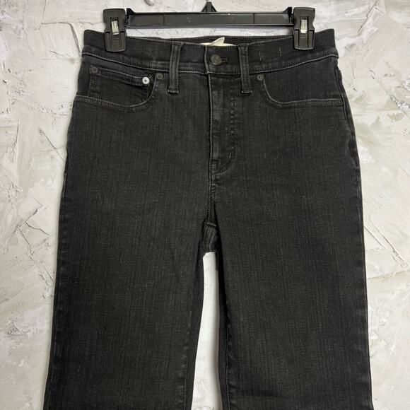 NWOT Madewell Mid-Rise Kick Out Jeans Size 27 Black Stretch Denim - Picture 6 of 8